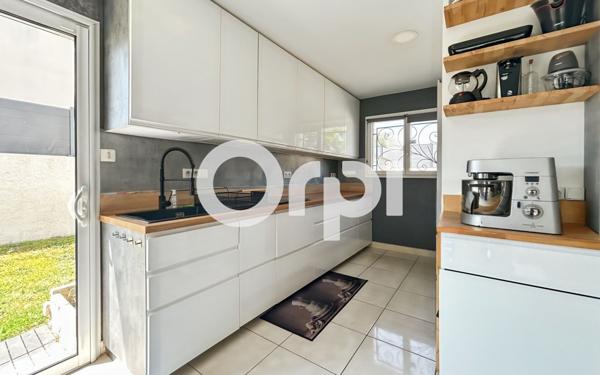 Maison à vendre    5 pièces • 140 m2 Fabrègues