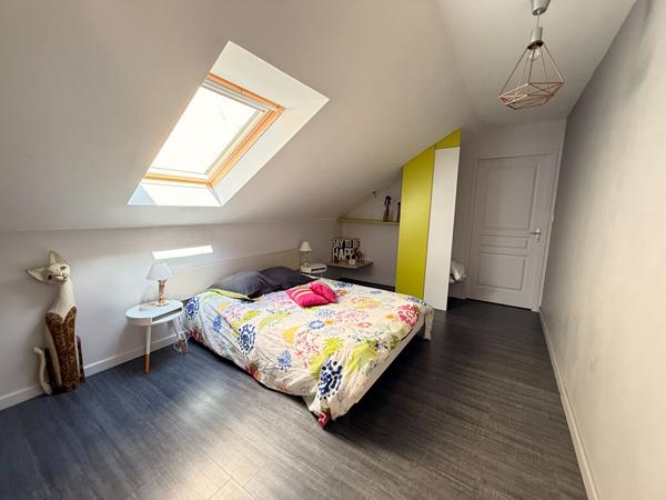 29250 SAINT POL DE LEON Saint-Pol-de-Léon, maison en pierres 5 chambres, jardin clos, vie de plain pied...