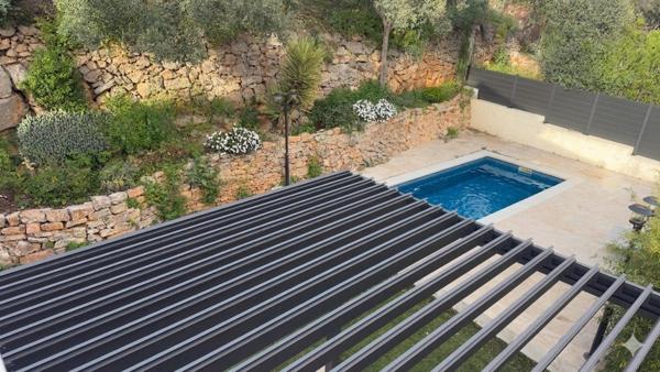 T2 Haut de Villa + Piscine et Jardin - Baudouvin