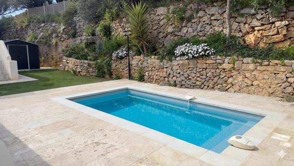 T2 Haut de Villa + Piscine et Jardin - Baudouvin