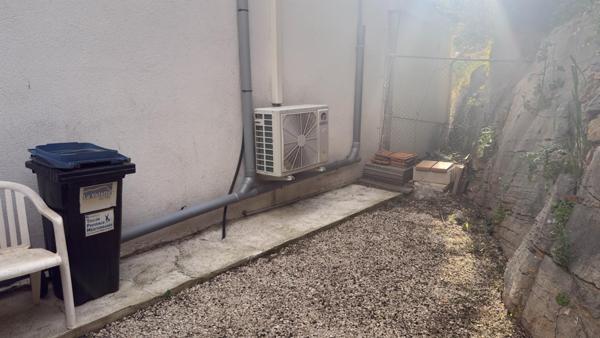 T2 Haut de Villa + Piscine et Jardin - Baudouvin