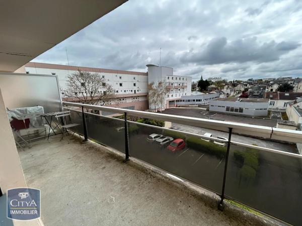 Appartement à louer 2 pièces 45m² Bourges (18000)