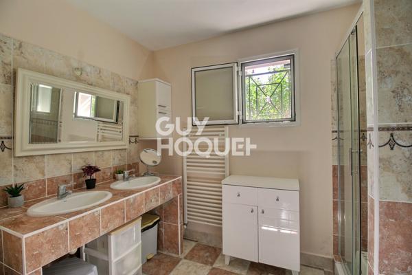 MAISON À VENDRE DE 5 PIÈCES DE 161,91 M²
