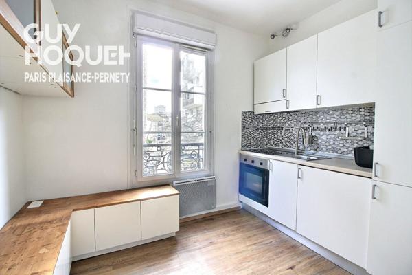 PARIS : appartement T2 (26 m²) à louer