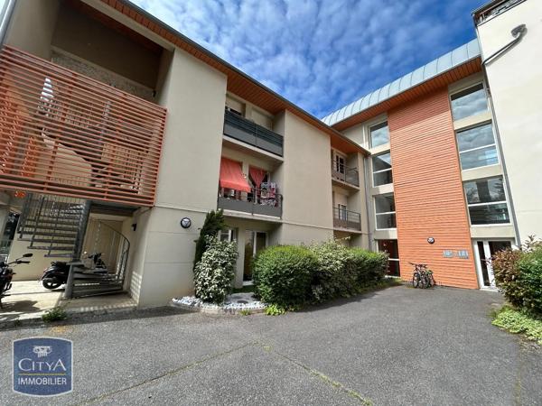 Appartement à louer 2 pièces 41.62m² Lourdes (65100)