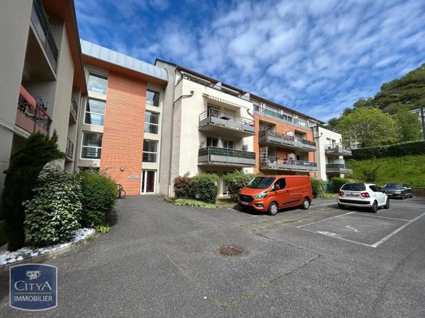 Appartement à louer 2 pièces 41.62m² Lourdes (65100)