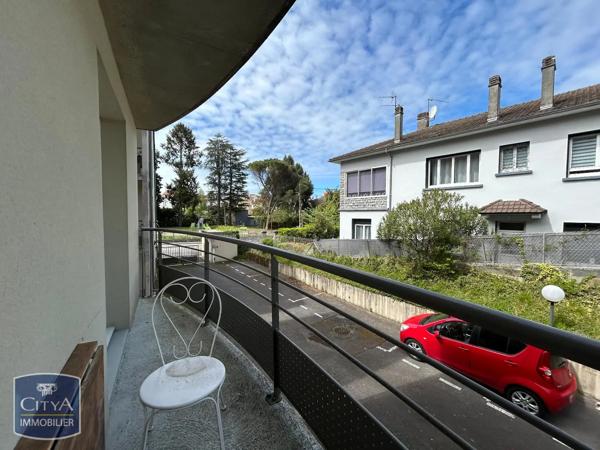Appartement à louer 2 pièces 41.62m² Lourdes (65100)