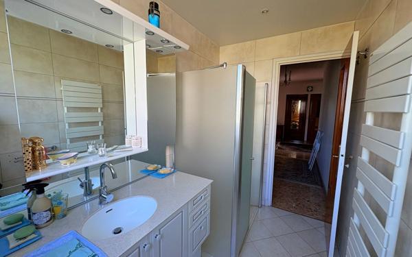 Maison à vendre    5 pièces •  Villers-Cotterêts