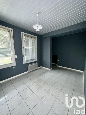 Appartement 3 pièces de 75 m² à Longuenesse (62219)