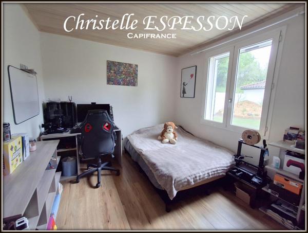 MAISON A VENDRE 7 PIECES 180 M2 AVEC UN GITE 35 M2 ET PISCINE SUR CASTELJALOUX (47)