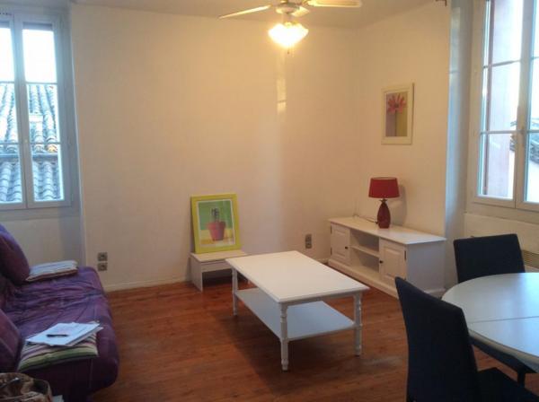 Appartement T2 avec balcon, climatisation et eau comprise dans les charges à proximité de Trèbes