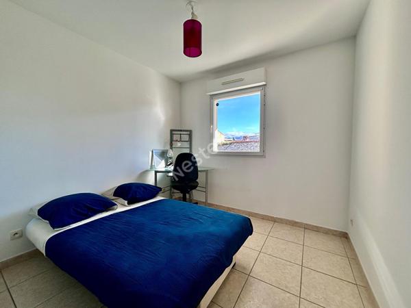 Villa Mitoyenne Marseille 8ème 4 pièce(s) 126 m2 Vue mer, Garage double Terrasse et jardin