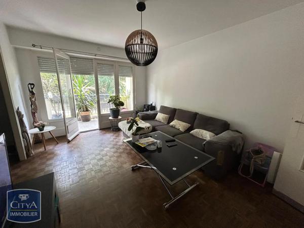 Appartement à louer 4 pièces 67.27m² Billère (64140)