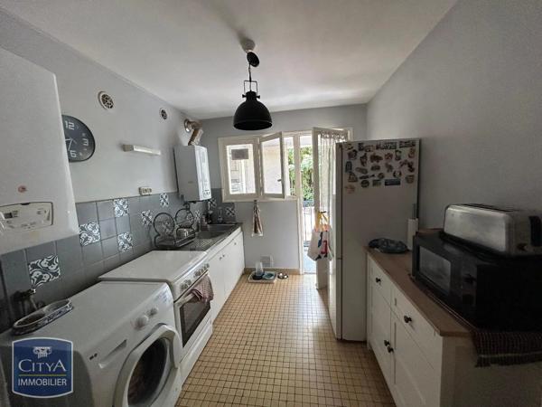 Appartement à louer 4 pièces 67.27m² Billère (64140)