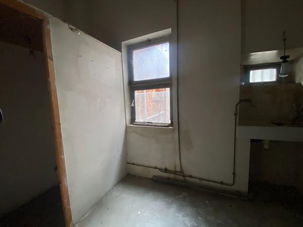 47300 VILLENEUVE SUR LOT Immeuble à Villeneuve/Lot avec local commercial