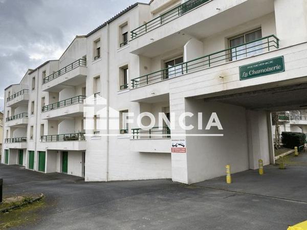 Location Parking 34.1 m² - 10 B RUE DE LA CHAMOISERIE Niort 79000