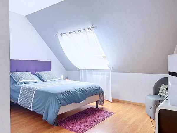 Maison contemporaine 5 chambres,  offrant la vie de plain-pied, à Briec -