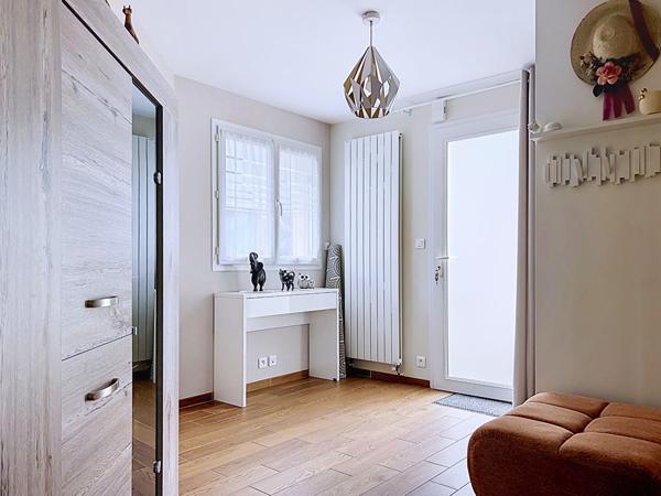 Maison contemporaine 5 chambres,  offrant la vie de plain-pied, à Briec -