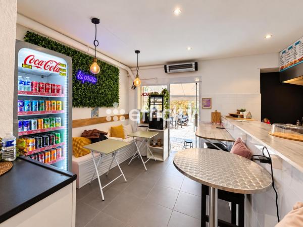 Local Commercial
         1 pièce
        - 24 m² Exclusivité 180 000 € *