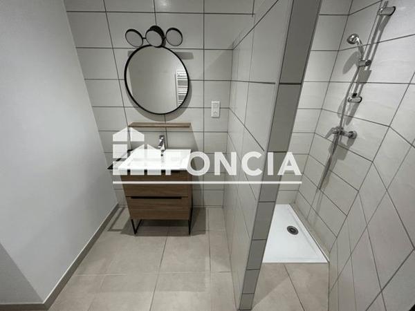 Location Maison 4 pièces 113 m² - 112 BOULEVARD DIDEROT Lunel 34400