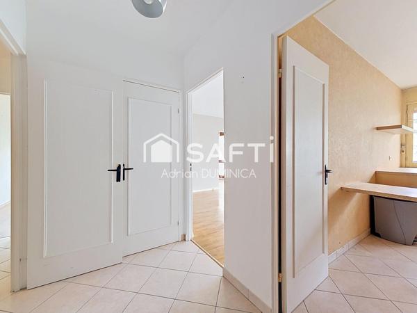 Très bel appartement avec balcon et cave, au clame
