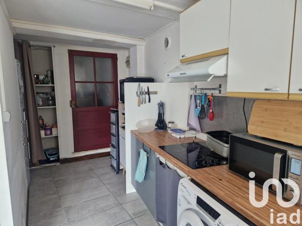 Maison de village 3 pièces de 65 m² à Valensole (04210)