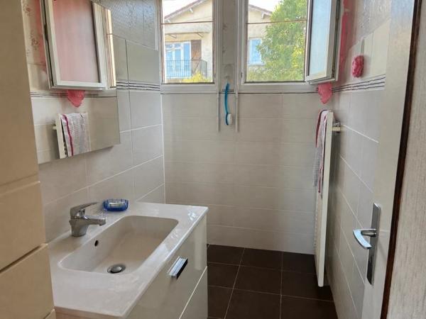 Maison 119 500 € Puy-l'Évêque 6 p 90 m² DPE E