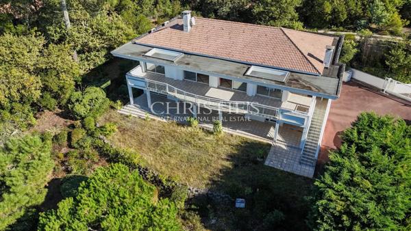 Villa d’exception vue panoramique sur le bassin