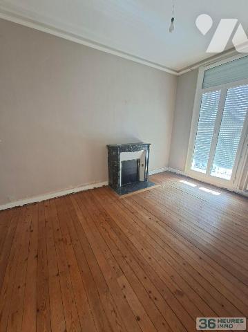 Possibilités de diviser en 3 appartements - immeuble sans copropriété
rue d'Hauteville - Maiso...