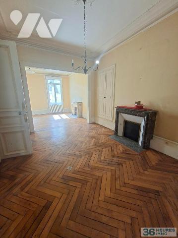 Possibilités de diviser en 3 appartements - immeuble sans copropriété
rue d'Hauteville - Maiso...