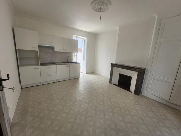 Immobilier Nérac (47600) – Maison de ville 168m2 – 120 000 €