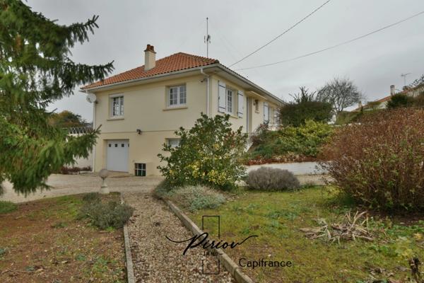 Pavillon 113 M², plain pied, 4 chambres, 1700 m² de terrain clos