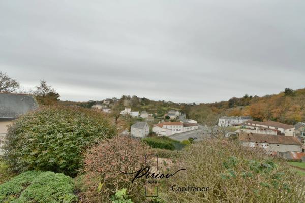 Pavillon 113 M², plain pied, 4 chambres, 1700 m² de terrain clos