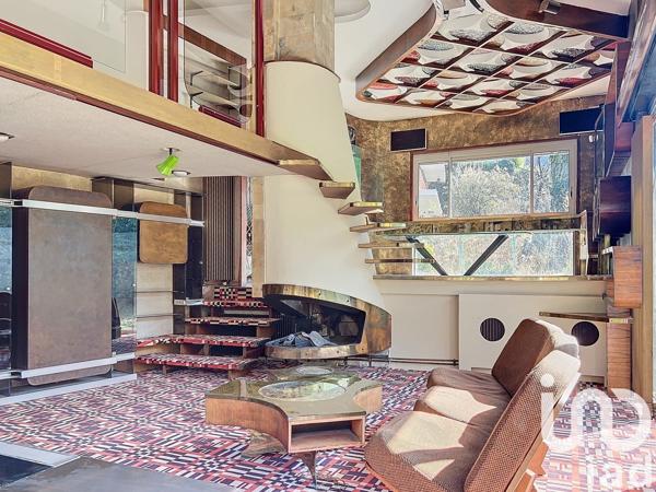 Maison d’architecte 7 pièces de 232 m² à Bois-Guillaume (76230)