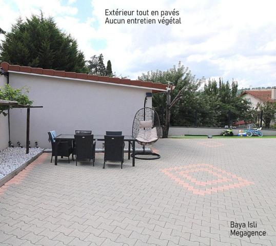 Maison à LA RICAMARIE, 42150 - 6 pièces 137m²