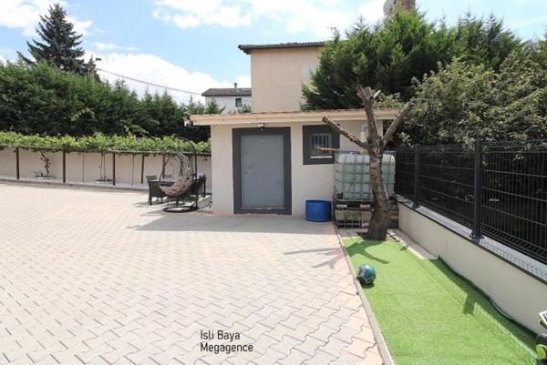 Maison à LA RICAMARIE, 42150 - 6 pièces 137m²