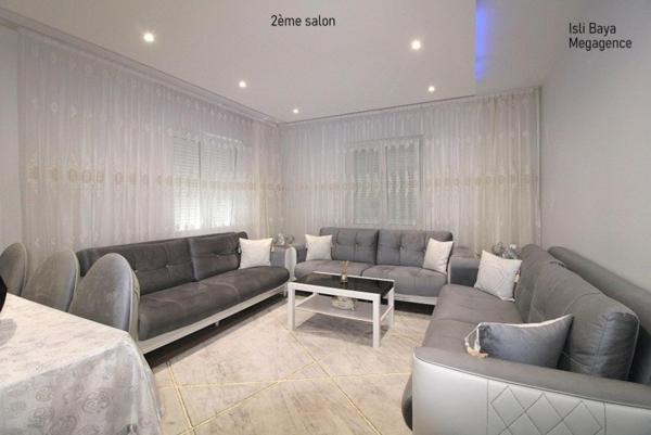 Maison à LA RICAMARIE, 42150 - 6 pièces 137m²