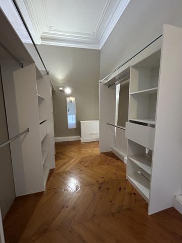 Castelsarrasin (82100) MAISON DE VILLE DE TYPE 5 AVEC DEUX PLACES DE PARKING