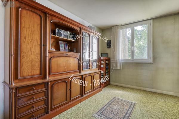 Appartement à vendre à Viroflay dans les Yvelines (78220), ref : 92076-81