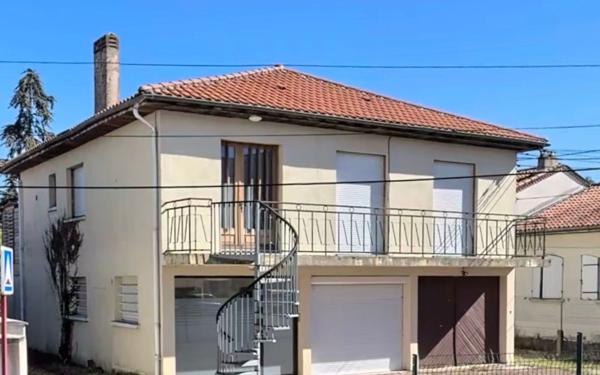 Immeuble à vendre    6 pièces • 135 m2 Pessac