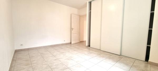 LUCCIANA : appartement T3 (64 m²) à louer