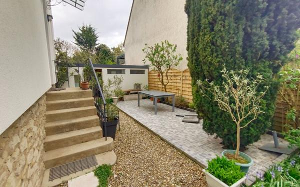 Maison à vendre    5 pièces •  Créteil