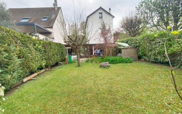 Maison à vendre    5 pièces •  Créteil