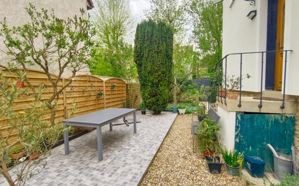 Maison à vendre    5 pièces •  Créteil