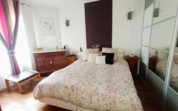 Maison à vendre    5 pièces •  Créteil