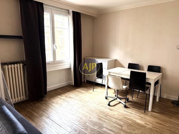 Vente appartement Courbevoie : 389 000 € - AJP Immobilier Paris 15 - Agence Grenelle