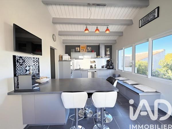 Maison à vendre 6 pièces 178 m² L'Houmeau