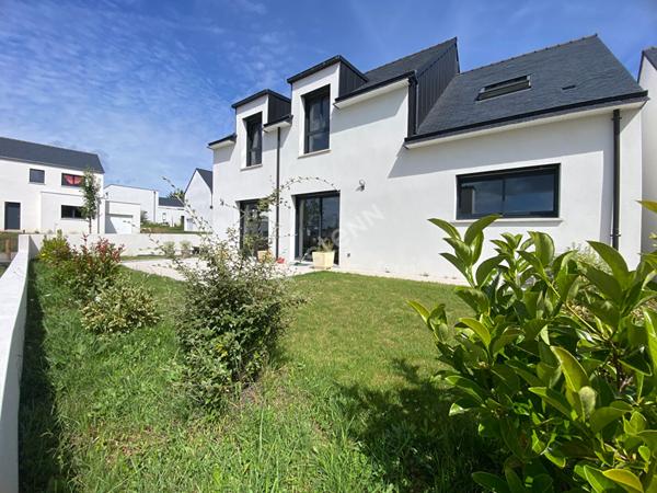 Maison neuve Sulniac avec vie de plain pied / 5 chambres / Morbihan / Bretagne sud