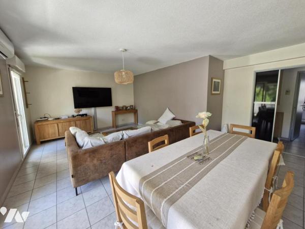 Appartement T4 + 2 emplacements de parking