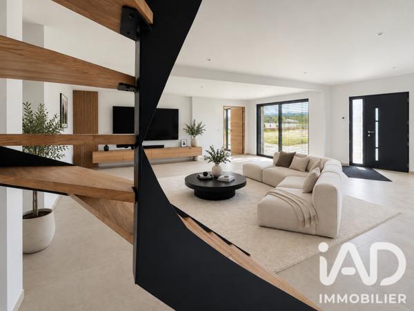 Maison à vendre 5 pièces 195 m² Lansac
